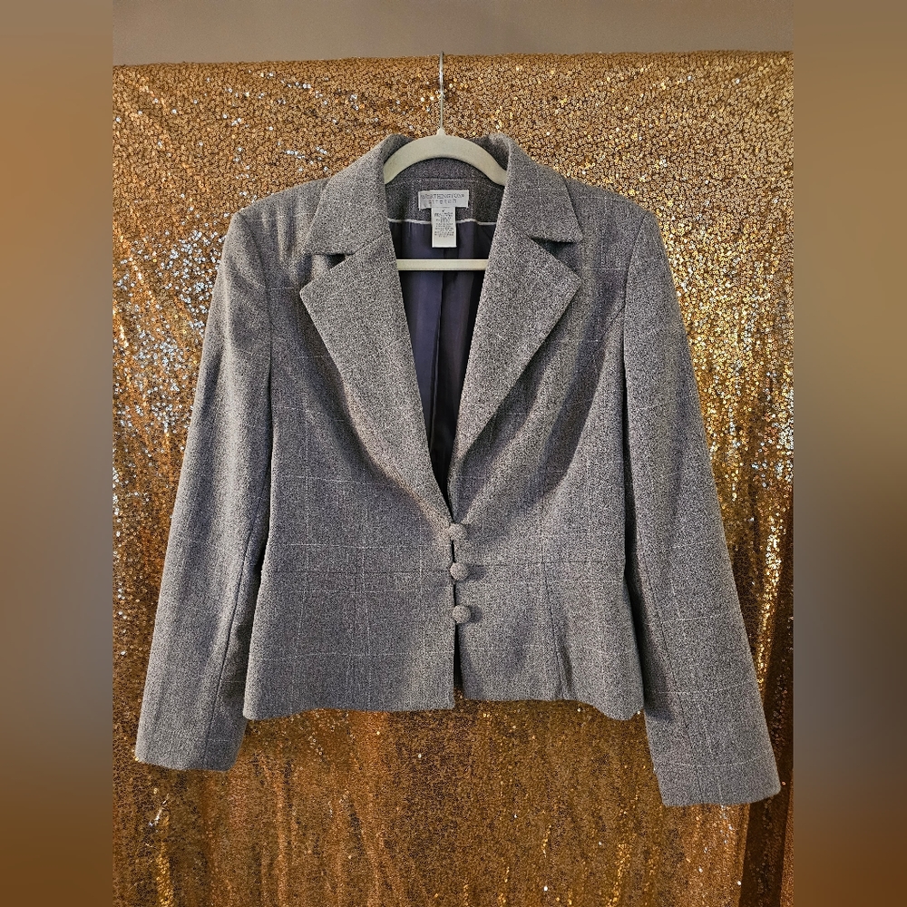 Worthington 2piece Pant & Jacket Suit, Size 8, Gray & Light hint of purple